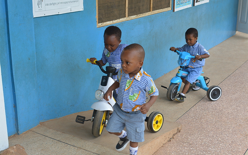 Olaf children playing